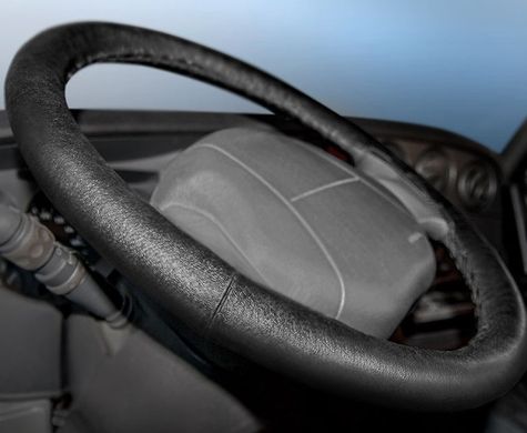 Кожаный чехол на руль Kegel "Car Classic" под шнур (размер S: 36-38 см)