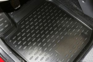 Поради щодо вибору гумових килимків для авто